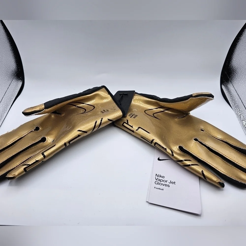 Nike Vapor Jet 7.0 Football Gloves Magnigrip Flex Lightweight Black Gold Size M